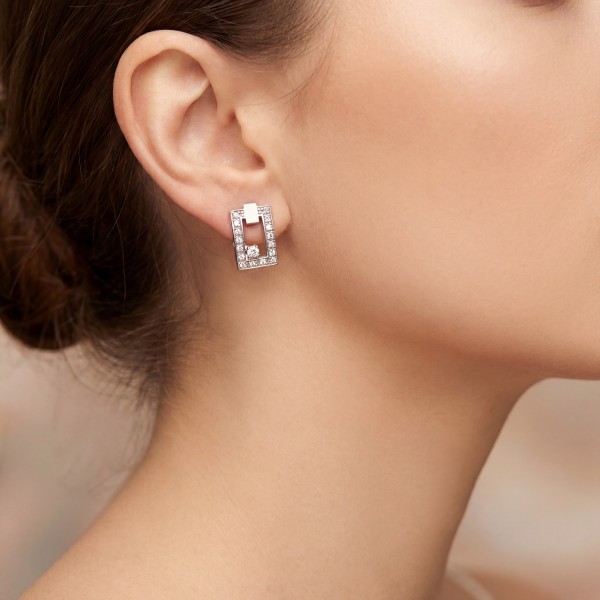 Ασημένιο σκουλαρίκι Ασημένιο σκουλαρίκι